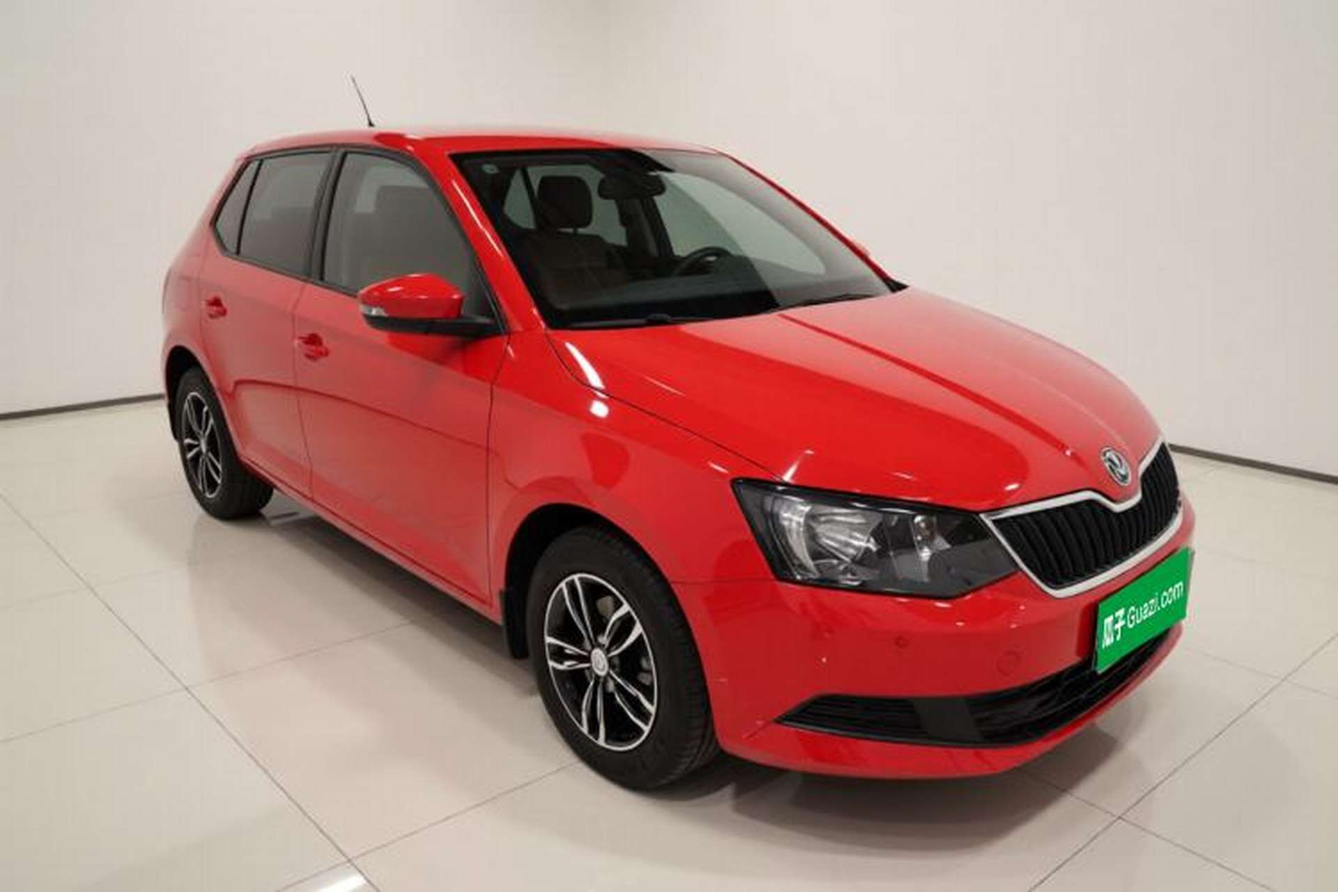 Used Skoda Fabia 2015 1.4L Automatic Front-Drive Model Exterior 1