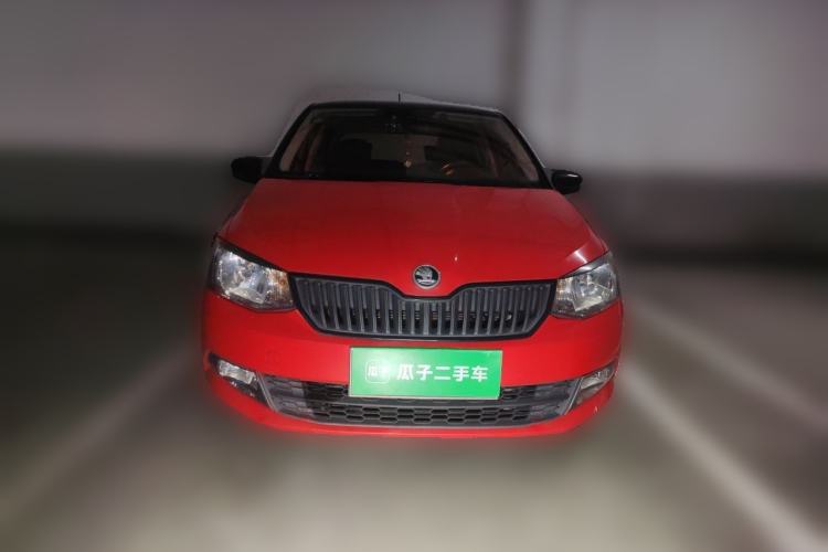 Used Skoda Fabia 2015 1.6L Automatic Sport Edition Front