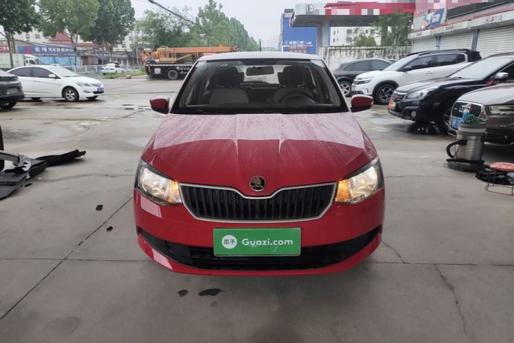 Used Skoda Fabia 2015 1.4L Manual Front-Wheel Drive Model Front