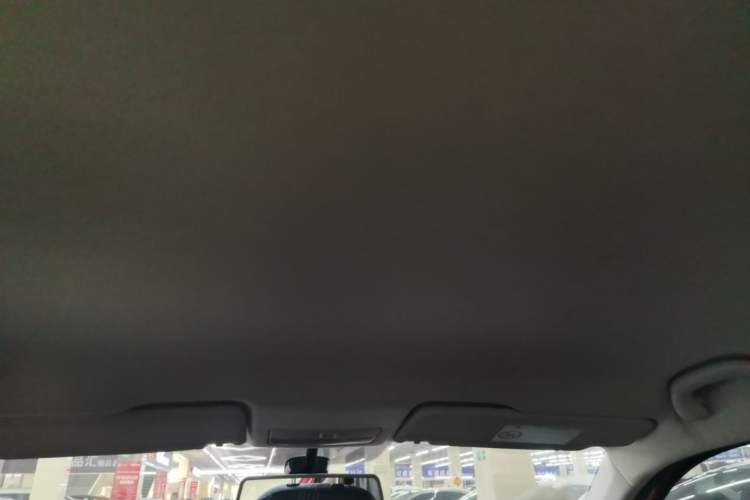 Used Skoda Fabia 2015 1.6L Automatic Sport Edition Headliner