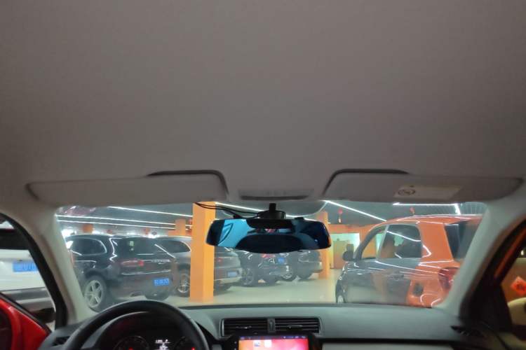 Used Skoda Fabia 2015 1.4L Automatic Chuanxing Edition Headliner
