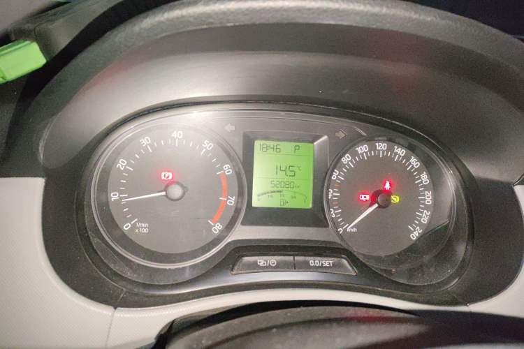 Used Skoda Fabia 2015 1.4L Automatic Front-Drive Model Instrument Cluster