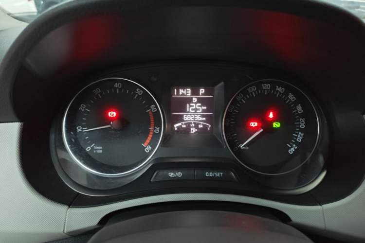 Used Skoda Fabia 2015 1.4L Automatic Chuanxing Edition Instrument Cluster