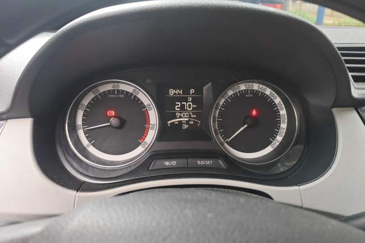 Used Skoda Fabia 2015 1.4L Automatic Chuanxing Edition Instrument Cluster