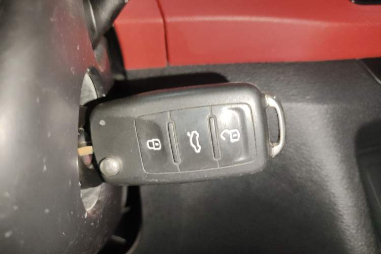 Used Skoda Fabia 2015 1.6L Automatic Sport Edition Interior 1
