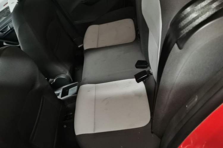 Used Skoda Fabia 2015 1.4L Automatic Front-Drive Model Left Rear Seat