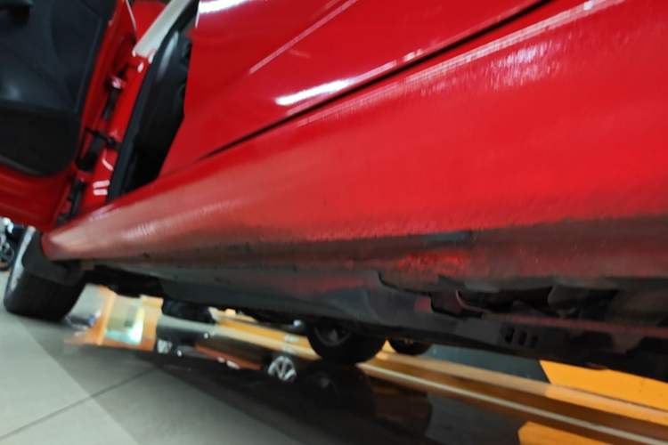 Used Skoda Fabia 2015 1.4L Automatic Chuanxing Edition Left Side Sill