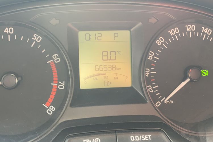 Used Skoda Fabia 2015 1.4L Automatic Front-Drive Model Odometer Close Up