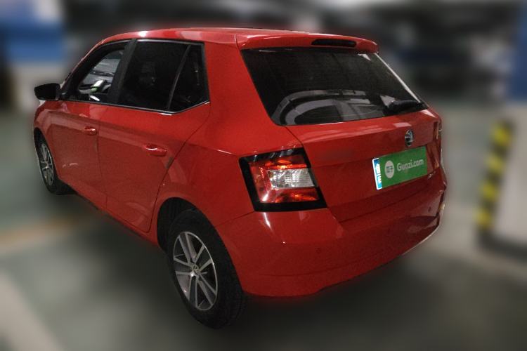 Used Skoda Fabia 2015 1.4L Automatic Front-Drive Model Rear Left 45 Deg