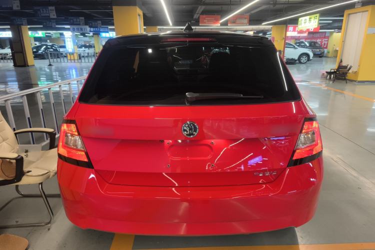 Used Skoda Fabia 2015 1.6L Automatic Sport Edition Rear