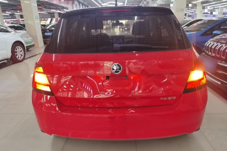 Used Skoda Fabia 2015 1.6L Automatic Sport Edition Rear
