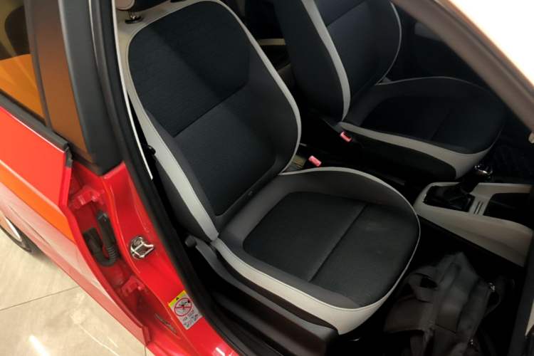 Used Skoda Fabia 2015 1.4L Automatic Chuanxing Edition Right Front Seat