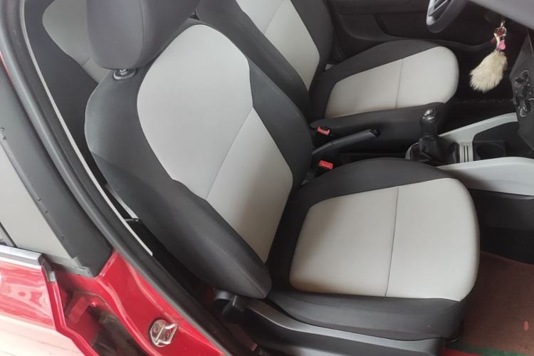 Used Skoda Fabia 2015 1.4L Manual Front-Wheel Drive Model Right Front Seat