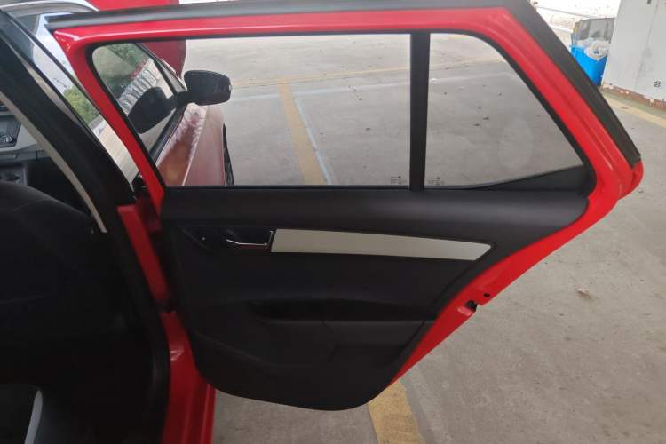 Used Skoda Fabia 2015 1.6L Automatic Sport Edition Right Rear Door Interior