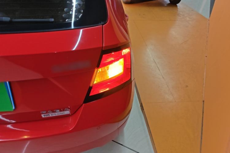 Used Skoda Fabia 2015 1.4L Automatic Chuanxing Edition Right Rear Taillight
