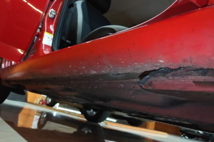Used Skoda Fabia 2015 1.4L Automatic Chuanxing Edition Right Side Sill