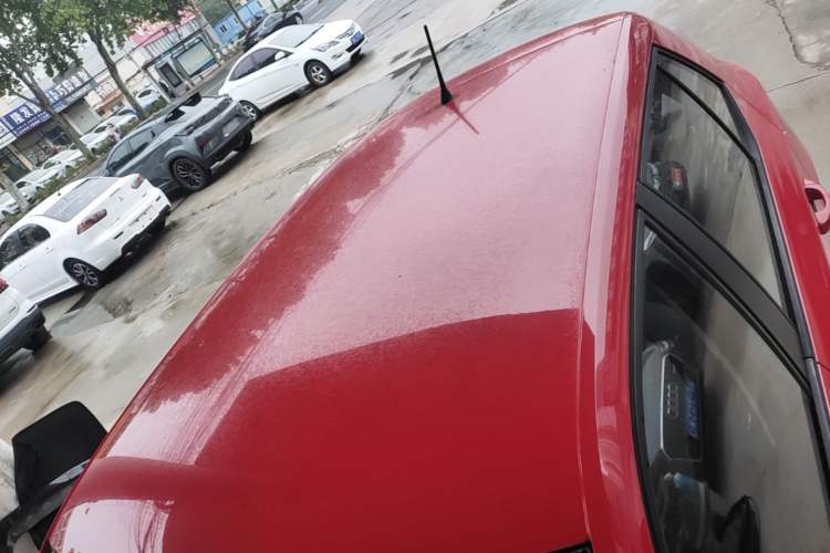 Used Skoda Fabia 2015 1.4L Manual Front-Wheel Drive Model Roof