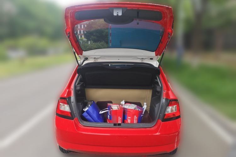 Used Skoda Fabia 2015 1.4L Automatic Chuanxing Edition Trunk