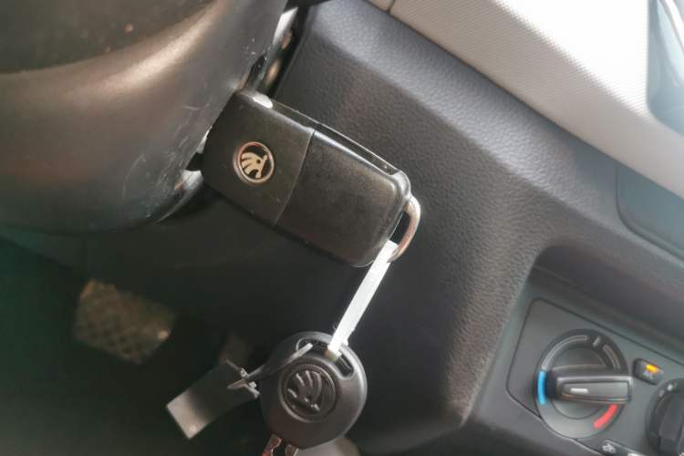 Used Skoda Fabia 2015 1.4L Automatic Front-Drive Model Vehicle Key