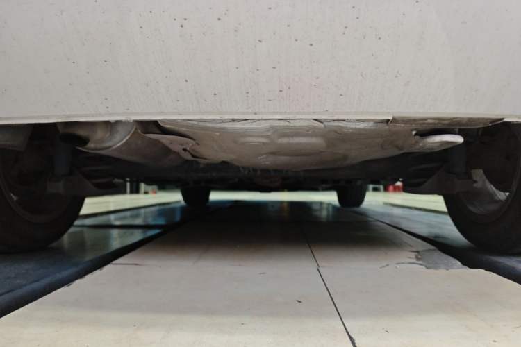 Used Skoda Fabia 2015 1.6L Automatic Chuanxing Edition Chassis Rear