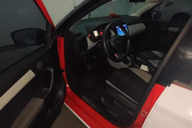 Used Skoda Fabia 2015 1.6L Automatic Sport Edition Driver Seat