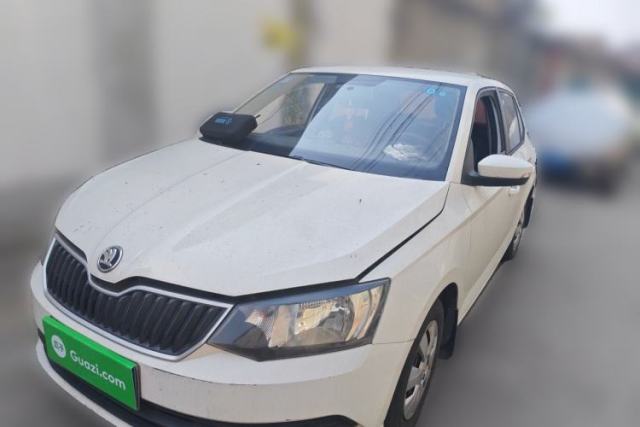 Used Skoda Fabia 2015 1.4L Manual Front-Wheel Drive Model