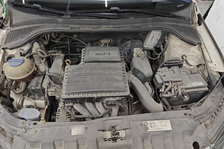 Used Skoda Fabia 2015 1.4L Automatic Front-Drive Model Engine Bay