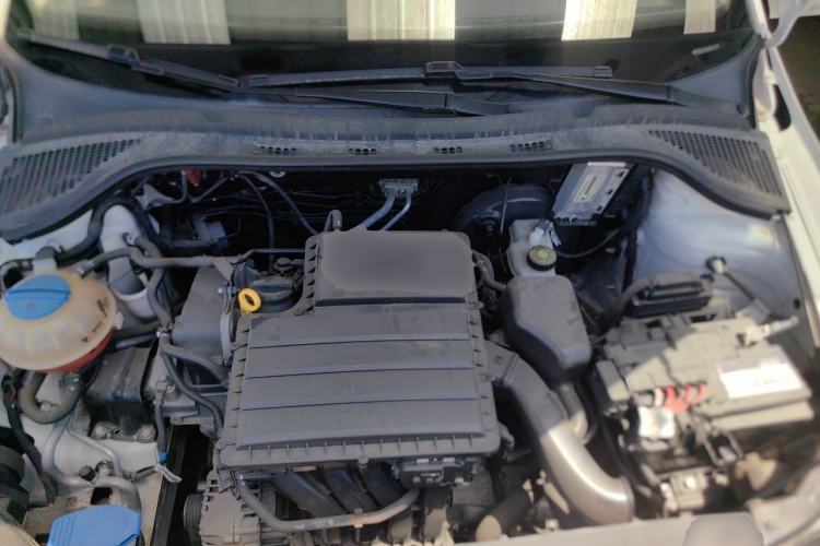 Used Skoda Fabia 2015 1.4L Automatic Chuanxing Edition Engine Bay