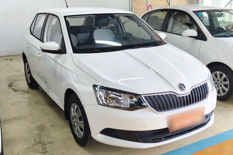 Used Skoda Fabia 2015 1.4L Automatic Front-Drive Model Exterior 1