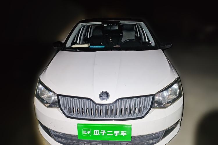 Used Skoda Fabia 2015 1.6L Automatic Sport Edition Exterior 1