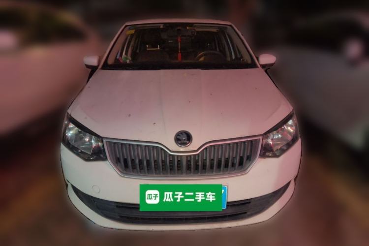 Used Skoda Fabia 2015 1.4L Manual Front-Wheel Drive Model Front