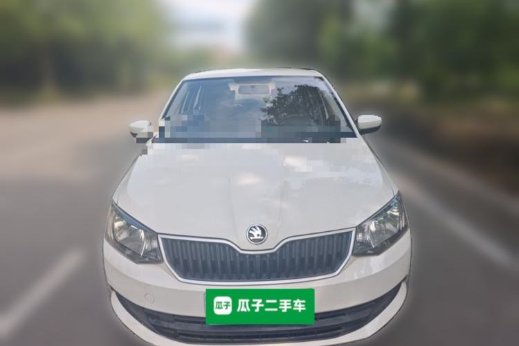 Used Skoda Fabia 2015 1.4L Manual Front-Wheel Drive Model Front