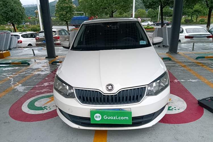 Used Skoda Fabia 2015 1.4L Automatic Front-Drive Model Front