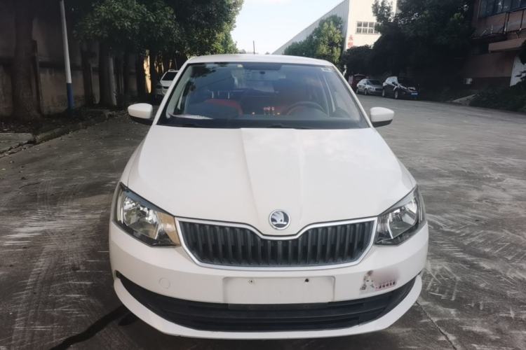 Used Skoda Fabia 2015 1.4L Automatic Front-Drive Model Front