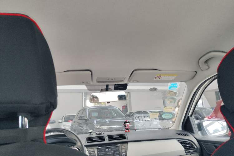 Used Skoda Fabia 2015 1.6L Automatic Sport Edition Headliner