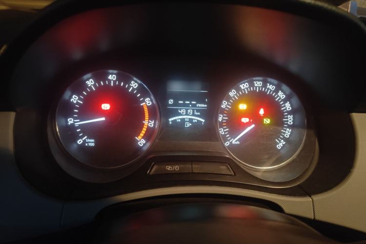 Used Skoda Fabia 2015 1.4L Automatic Chuanxing Edition Instrument Cluster