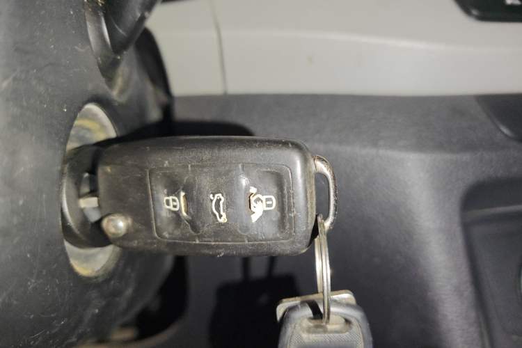 Used Skoda Fabia 2015 1.4L Manual Front-Wheel Drive Model Interior 1