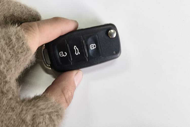 Used Skoda Fabia 2015 1.4L Automatic Front-Drive Model Interior 1