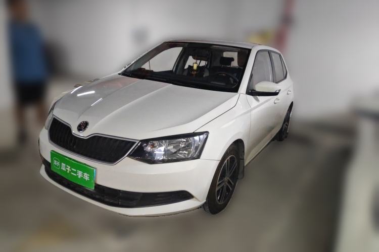 Used Skoda Fabia 2015 1.4L Manual Front-Wheel Drive Model Guazi used car, China used car export, Used car for sale, Used  cars, Cheapest cars for sale