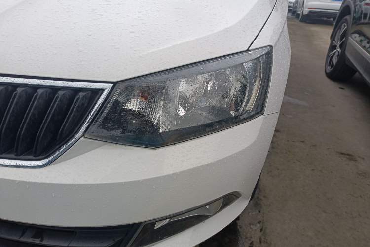 Used Skoda Fabia 2015 1.4L Automatic Chuanxing Edition Left Front Headlight