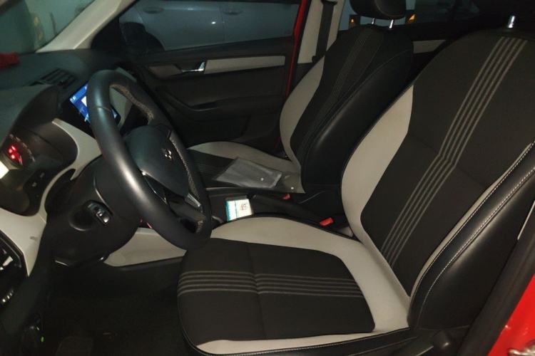 Used Skoda Fabia 2015 1.6L Automatic Sport Edition Left Front Seat