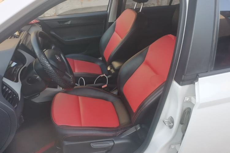 Used Skoda Fabia 2015 1.4L Automatic Front-Drive Model Left Front Seat