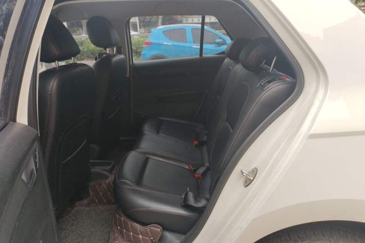 Used Skoda Fabia 2015 1.4L Automatic Front-Drive Model Left Rear Seat