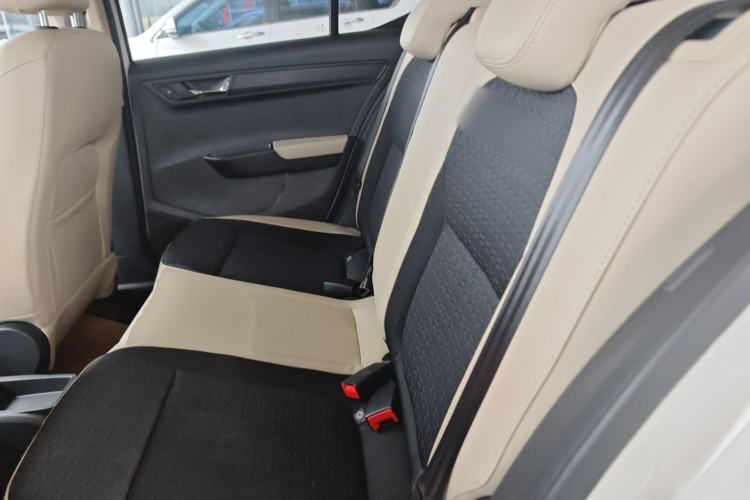 Used Skoda Fabia 2015 1.6L Automatic Chuanxing Edition Left Rear Seat