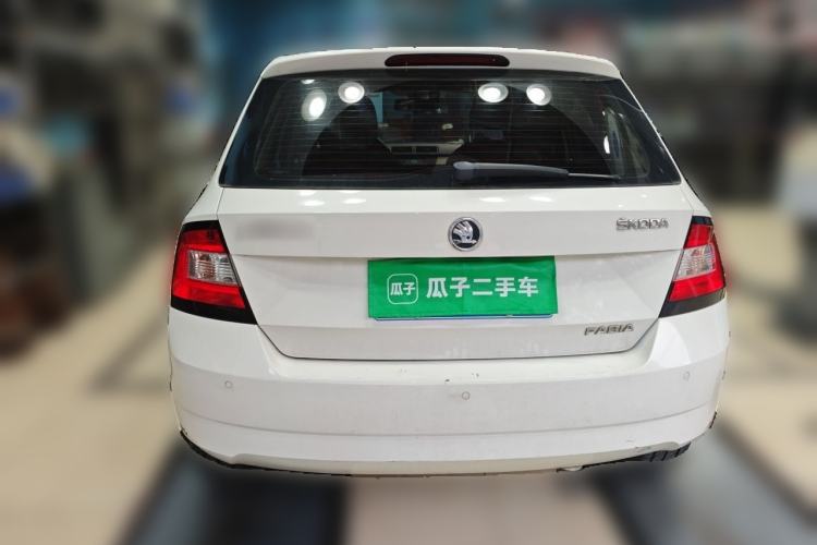Used Skoda Fabia 2015 1.6L Automatic Chuanxing Edition Rear