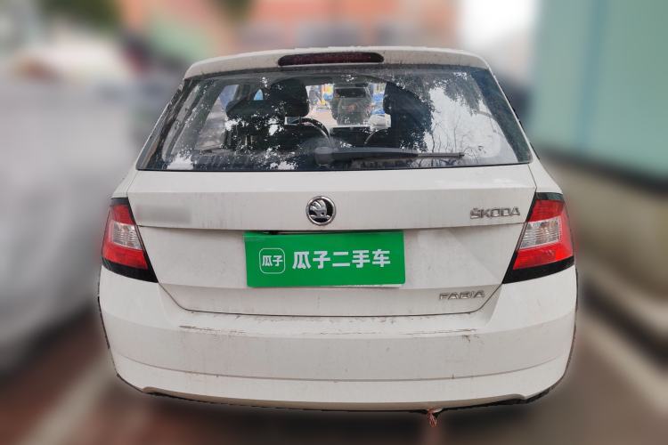 Used Skoda Fabia 2015 1.4L Manual Front-Wheel Drive Model Rear