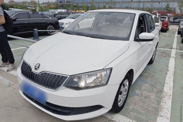 Used Skoda Fabia 2015 1.4L Automatic Front-Drive Model