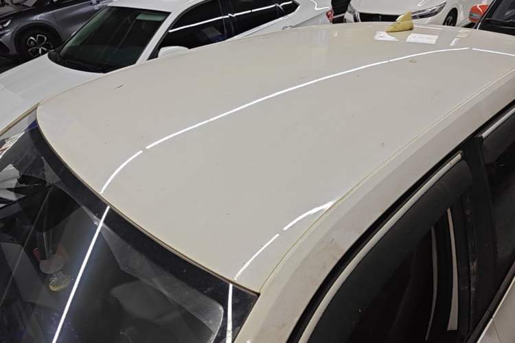 Used Skoda Fabia 2015 1.4L Automatic Front-Drive Model Roof