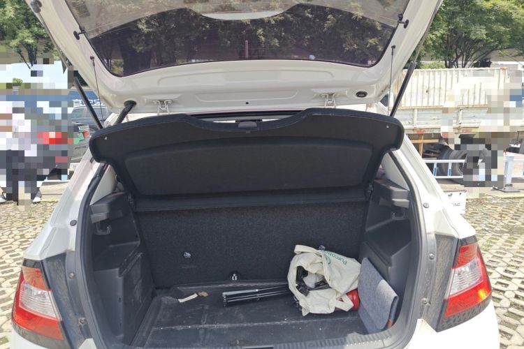 Used Skoda Fabia 2015 1.4L Automatic Chuanxing Edition Trunk