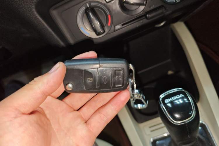 Used Skoda Fabia 2015 1.6L Automatic Chuanxing Edition Vehicle Key